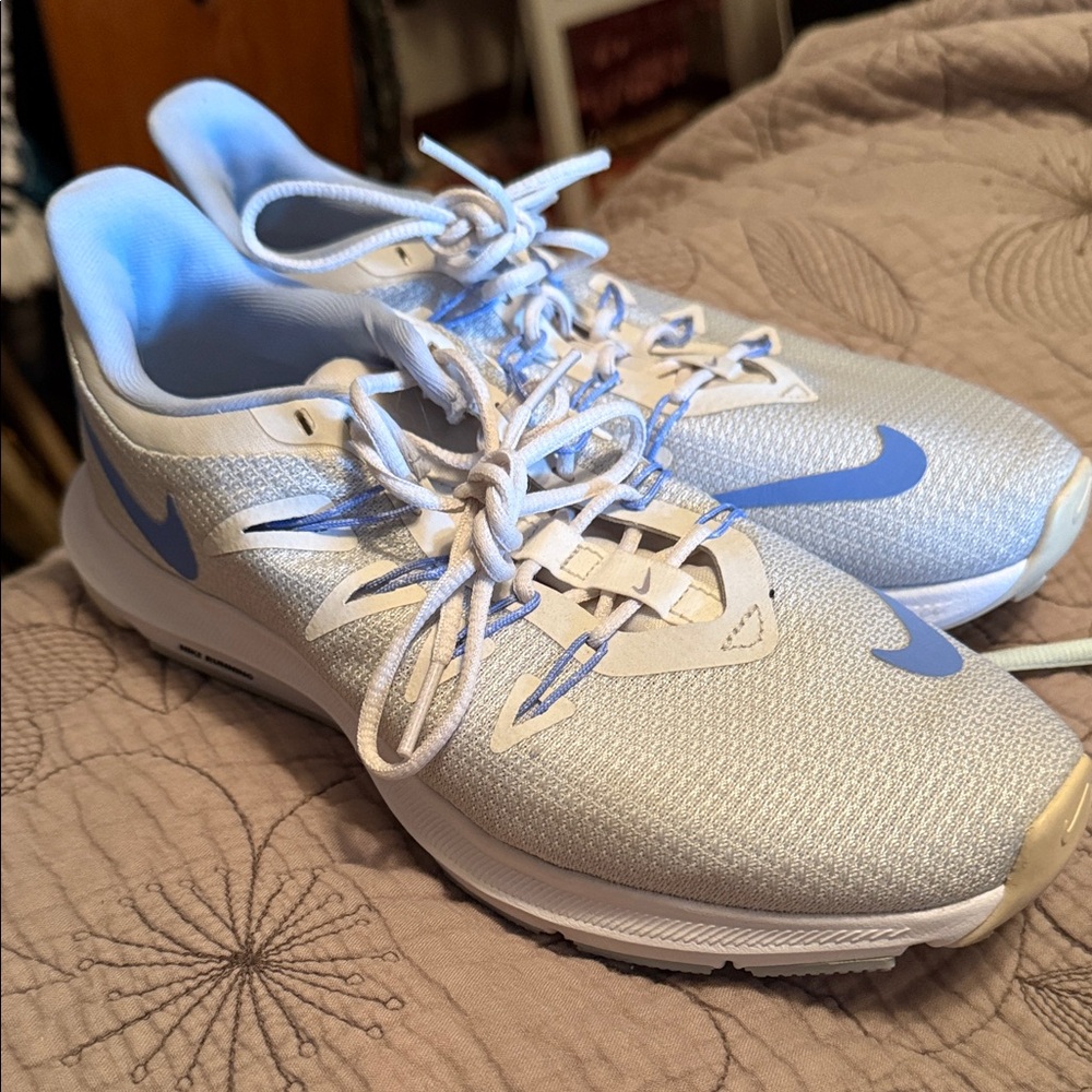 Nike Women's Athletic Shoes in Light Blue and White